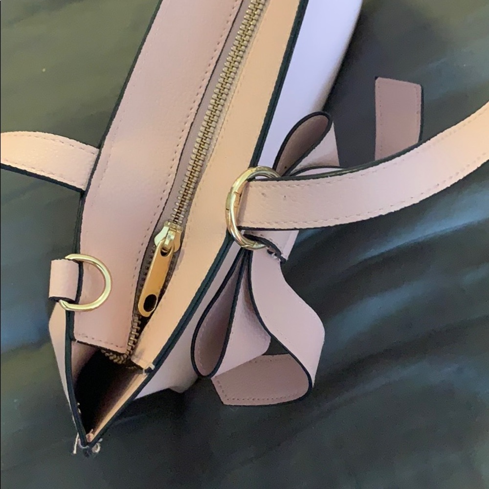 Purse - Picture 2 of 4